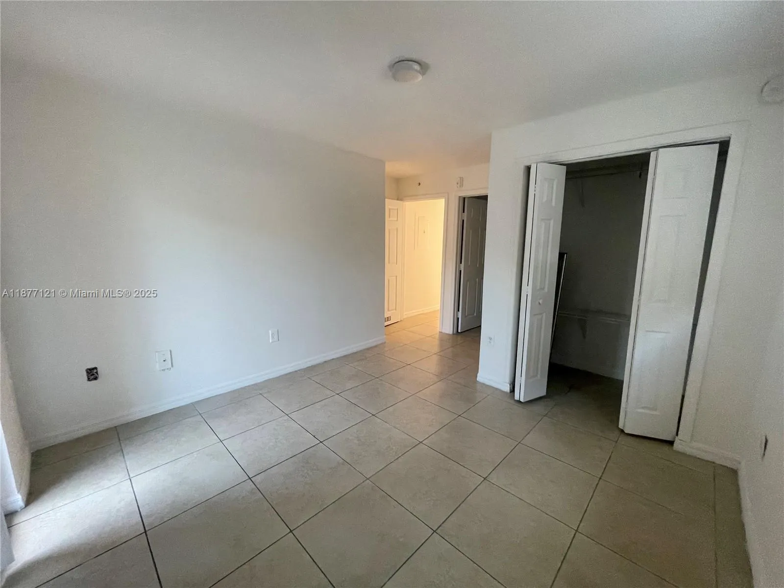 6315 SW 8th St, #501