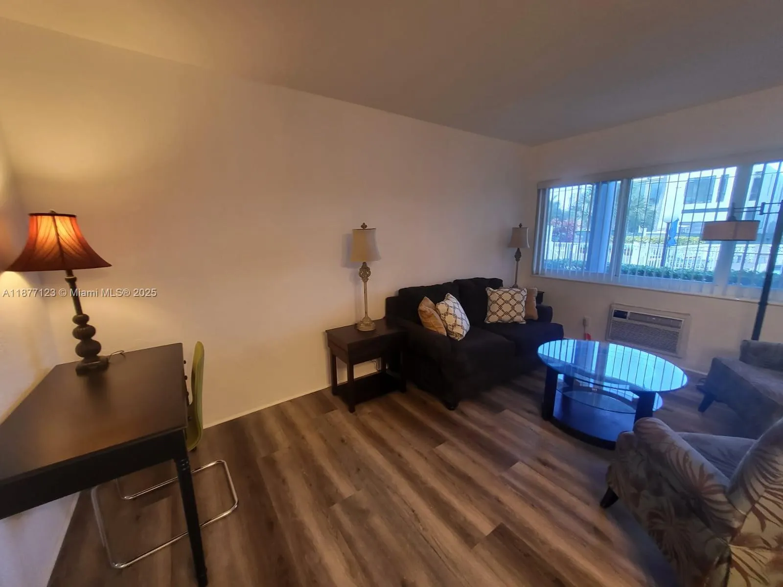 600 Layne Blvd, #216