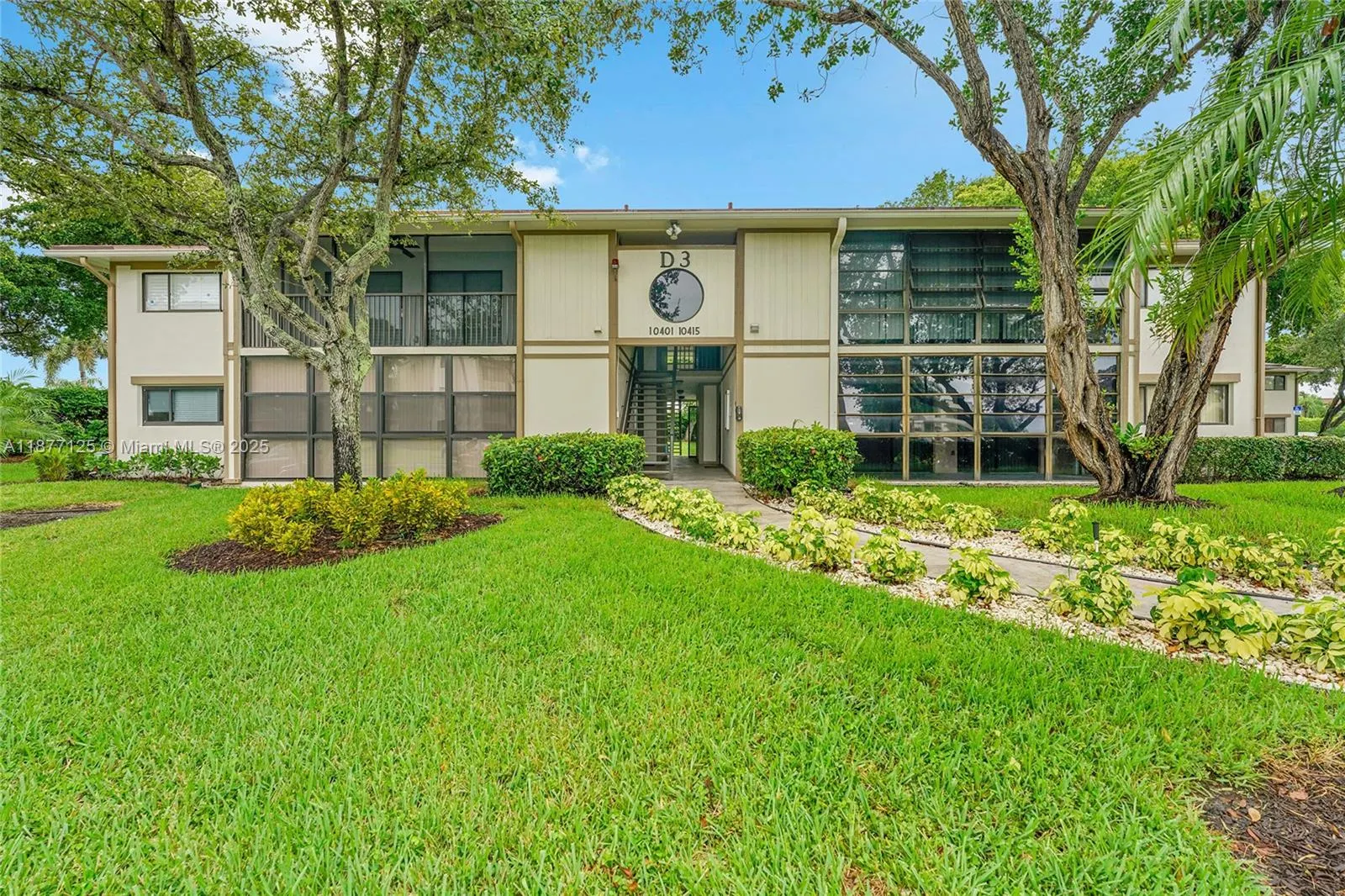 10401 E Clairmont Cir, #109