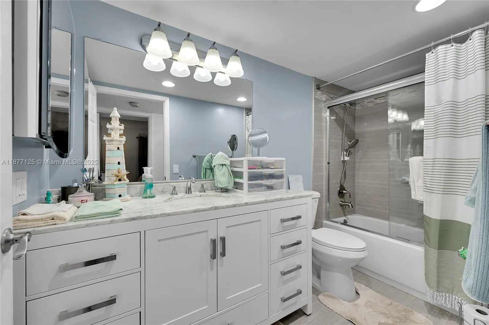 10401 E Clairmont Cir, #109