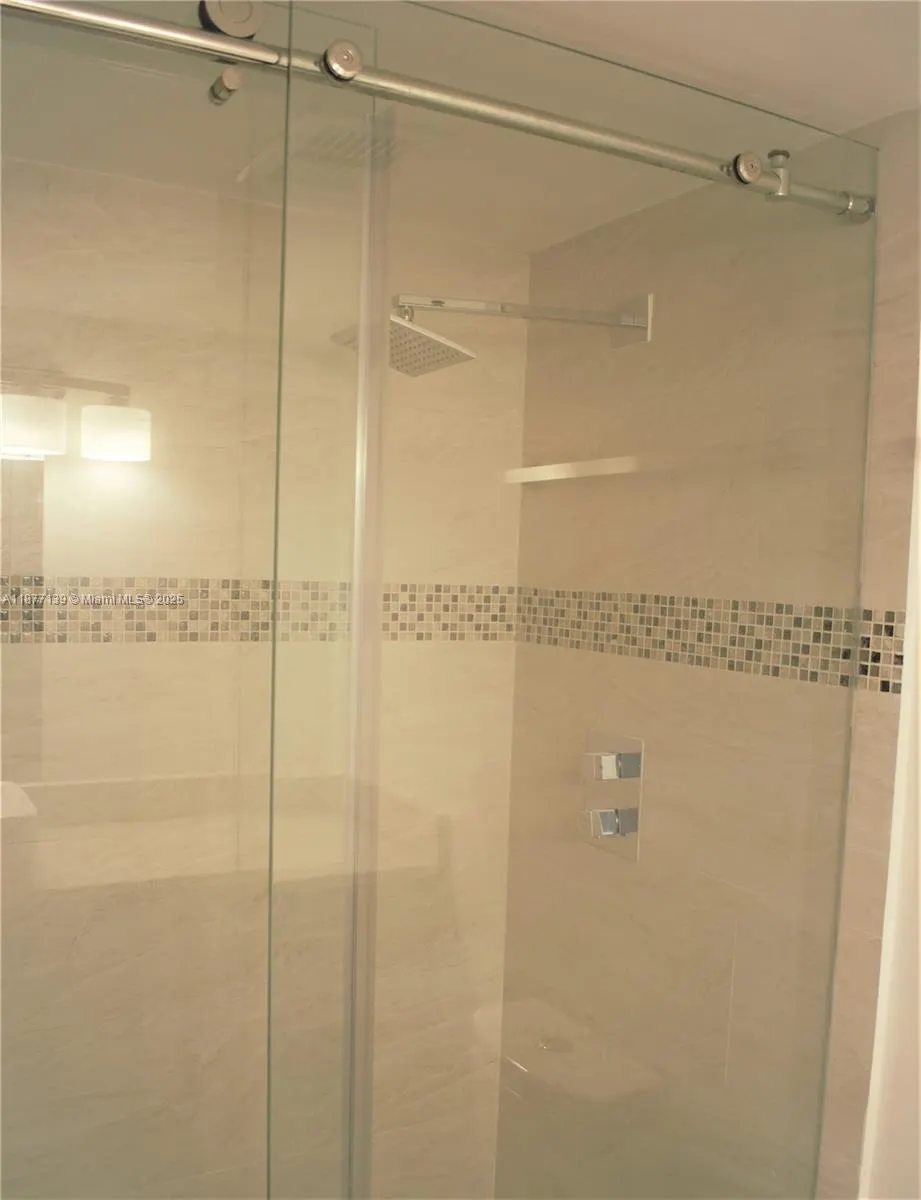 16565 NE 26th Ave, #3F
