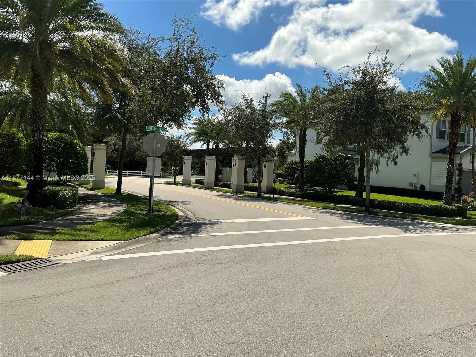4501 NW 48th Ter
