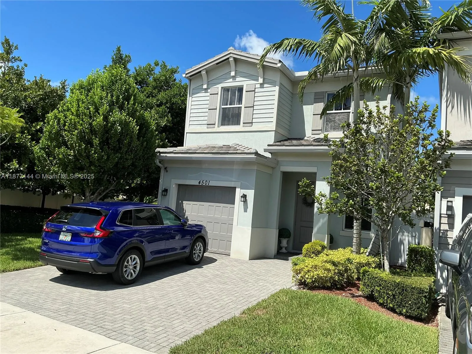 4501 NW 48th Ter