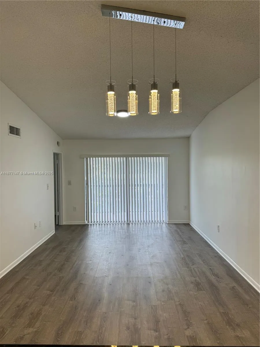 9977 Nob Hill Ln, #9977