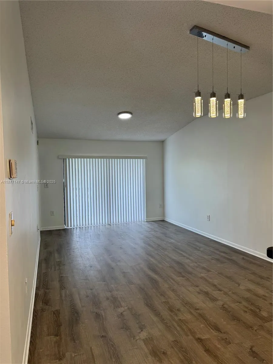 9977 Nob Hill Ln, #9977