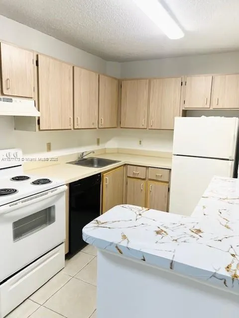 10701 Cleary Blvd, #110