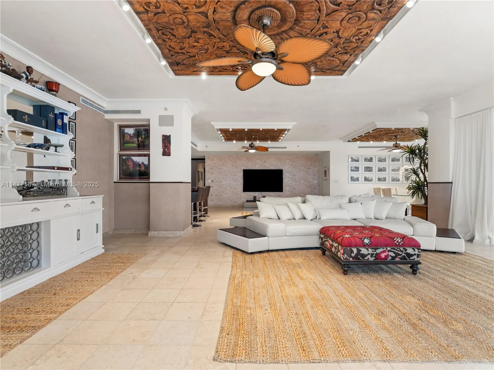 8011 Fisher Island Dr, #8011