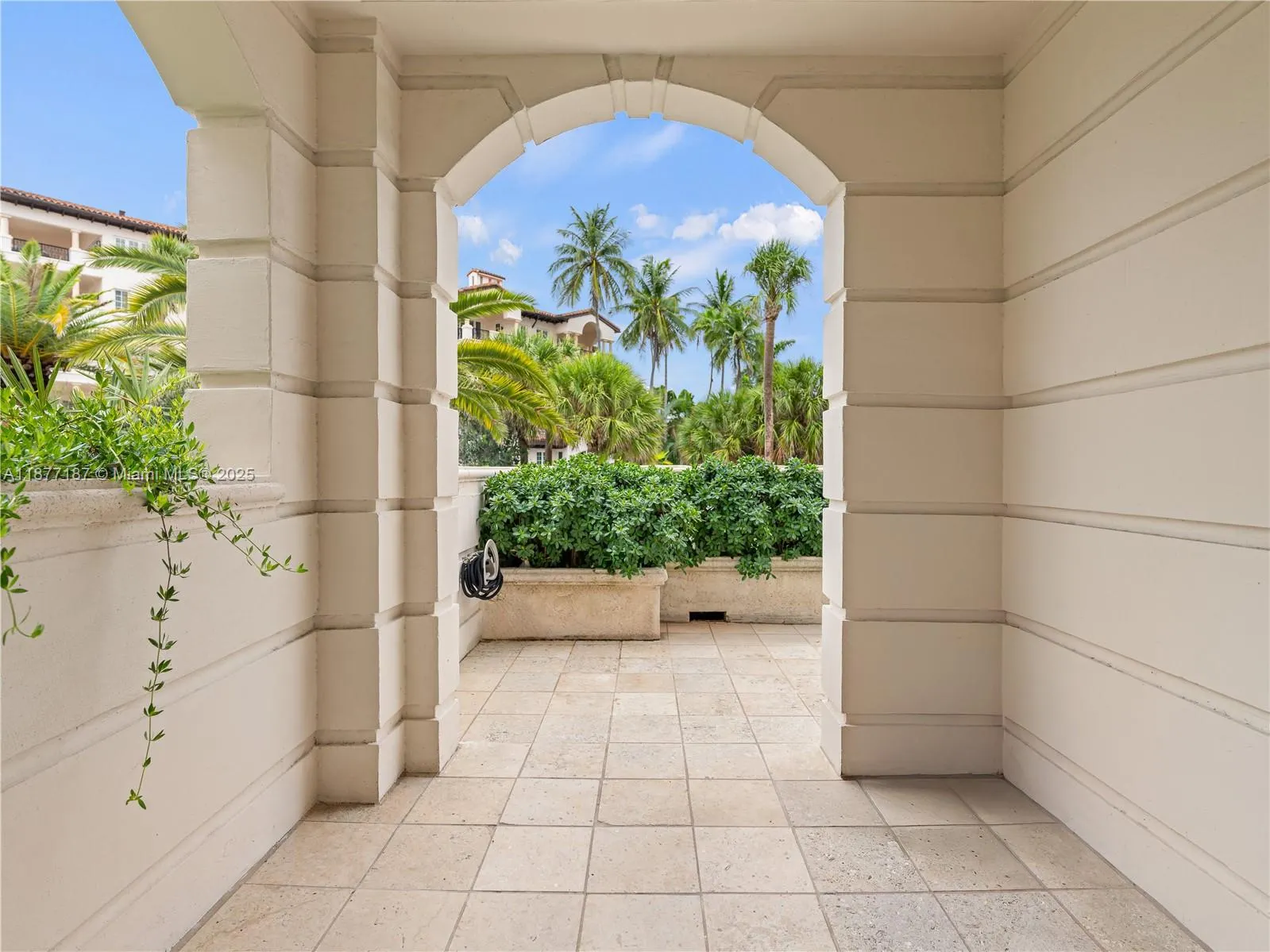 8011 Fisher Island Dr, #8011