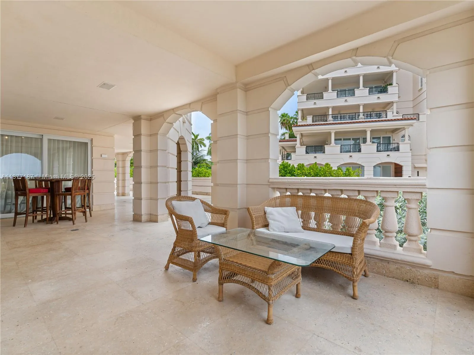8011 Fisher Island Dr, #8011