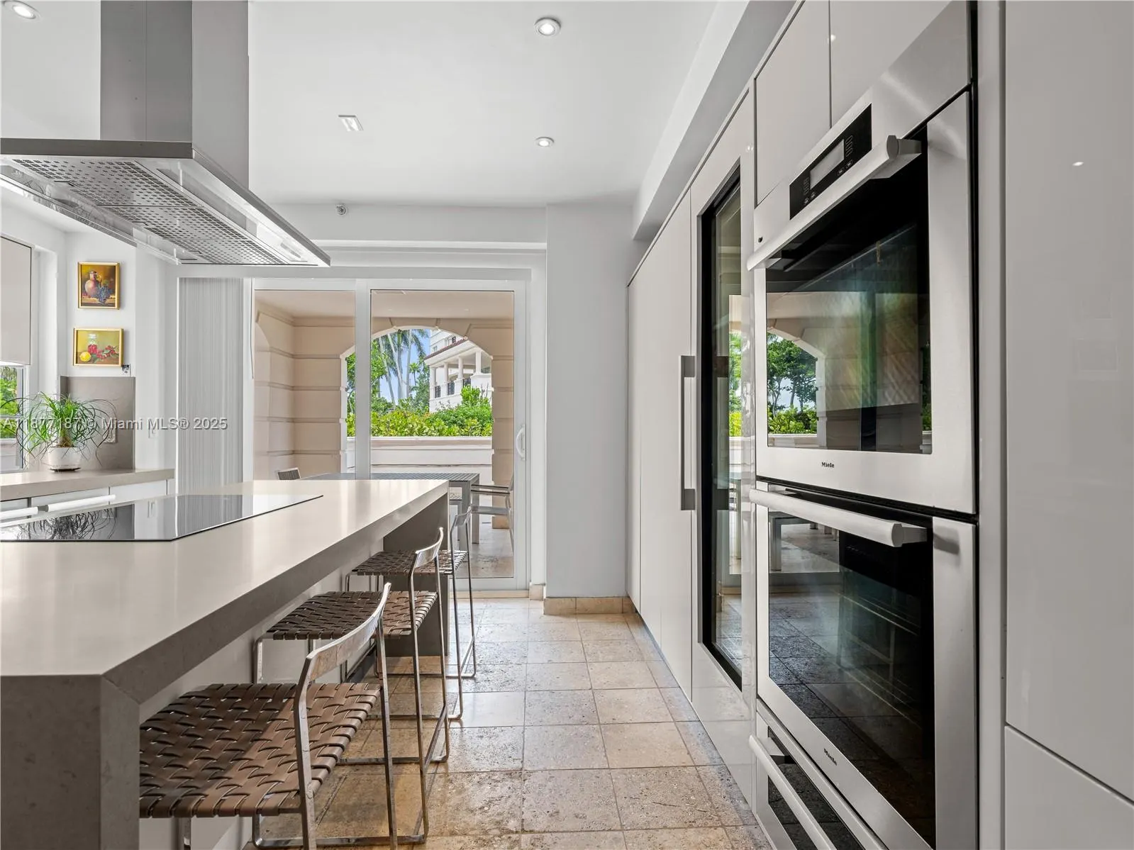 8011 Fisher Island Dr, #8011