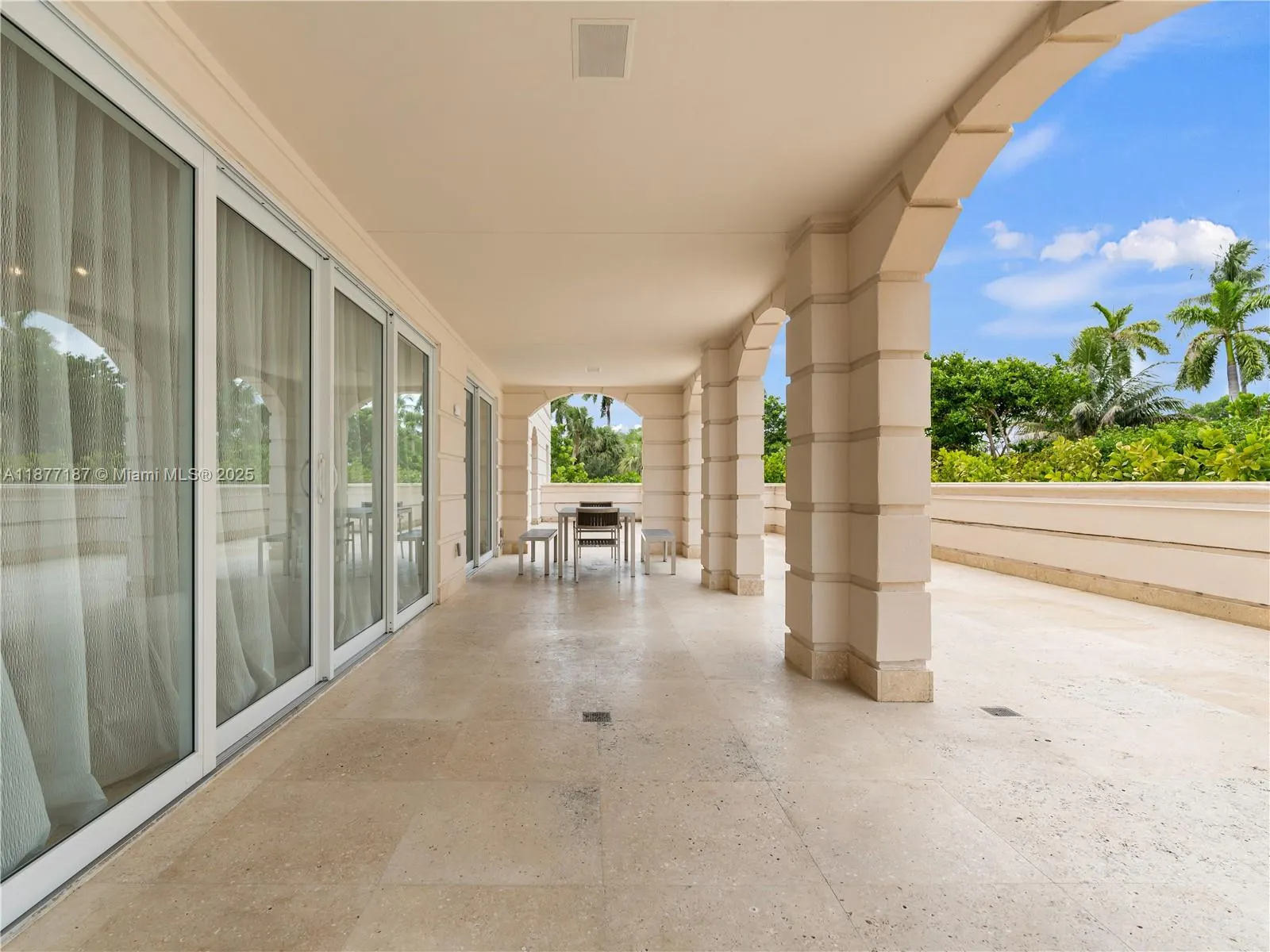 8011 Fisher Island Dr, #8011