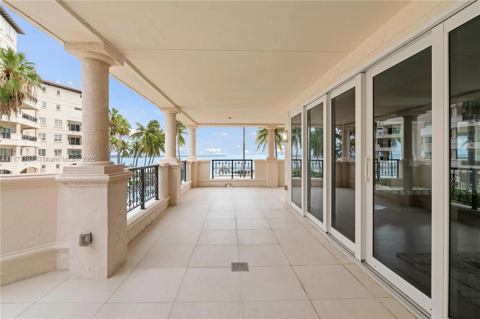 8011 Fisher Island Dr, #8011