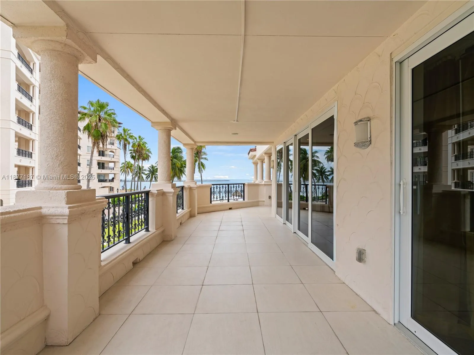 8011 Fisher Island Dr, #8011