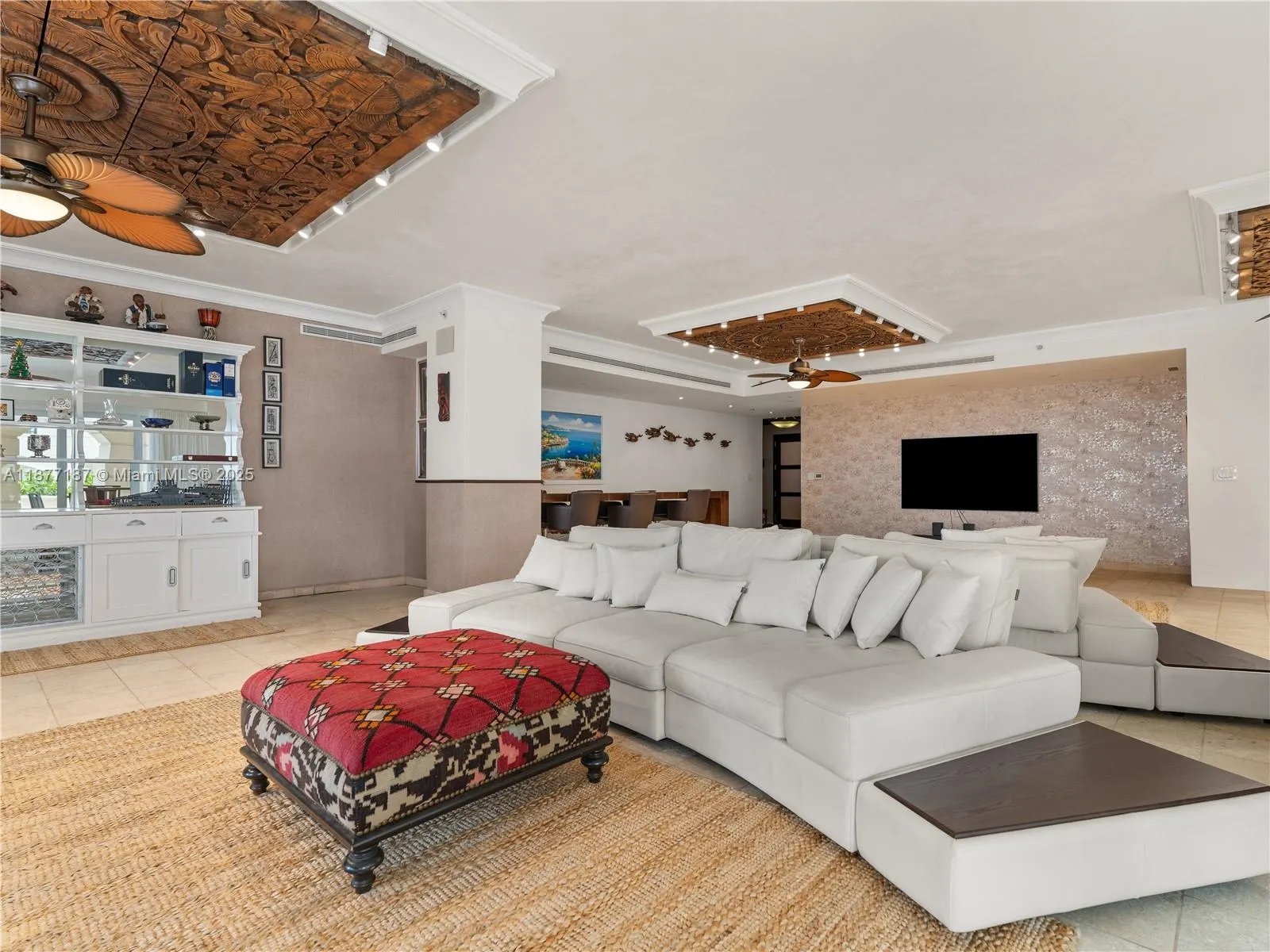 8011 Fisher Island Dr, #8011