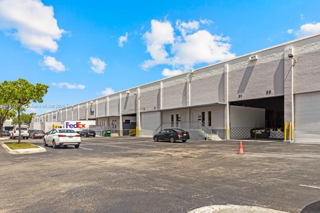 1700 NW 82nd Ave, #1800