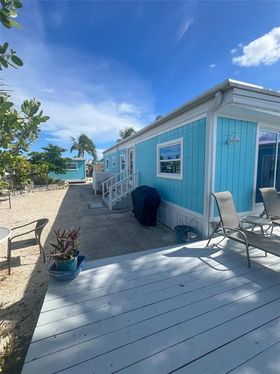 1361 Overseas Hwy D3