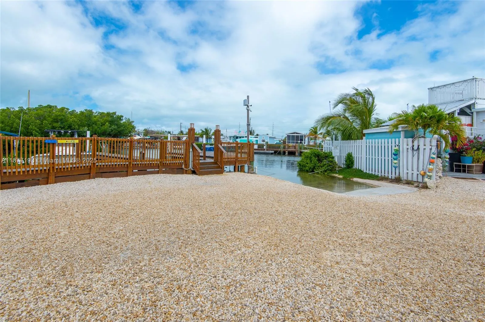 1361 Overseas Hwy D3