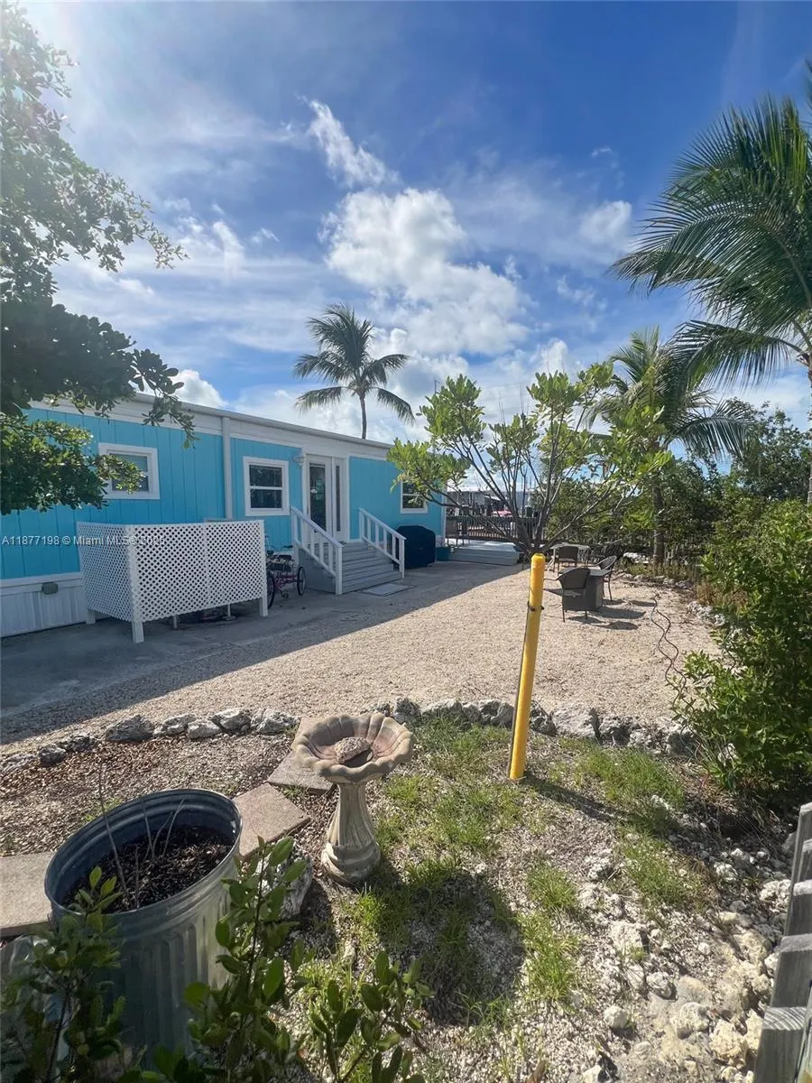 1361 Overseas Hwy D3