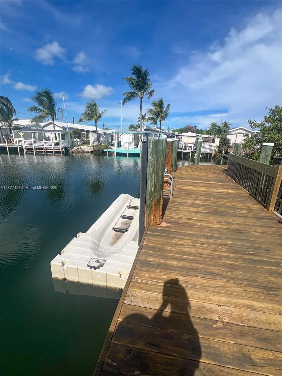 1361 Overseas Hwy D3