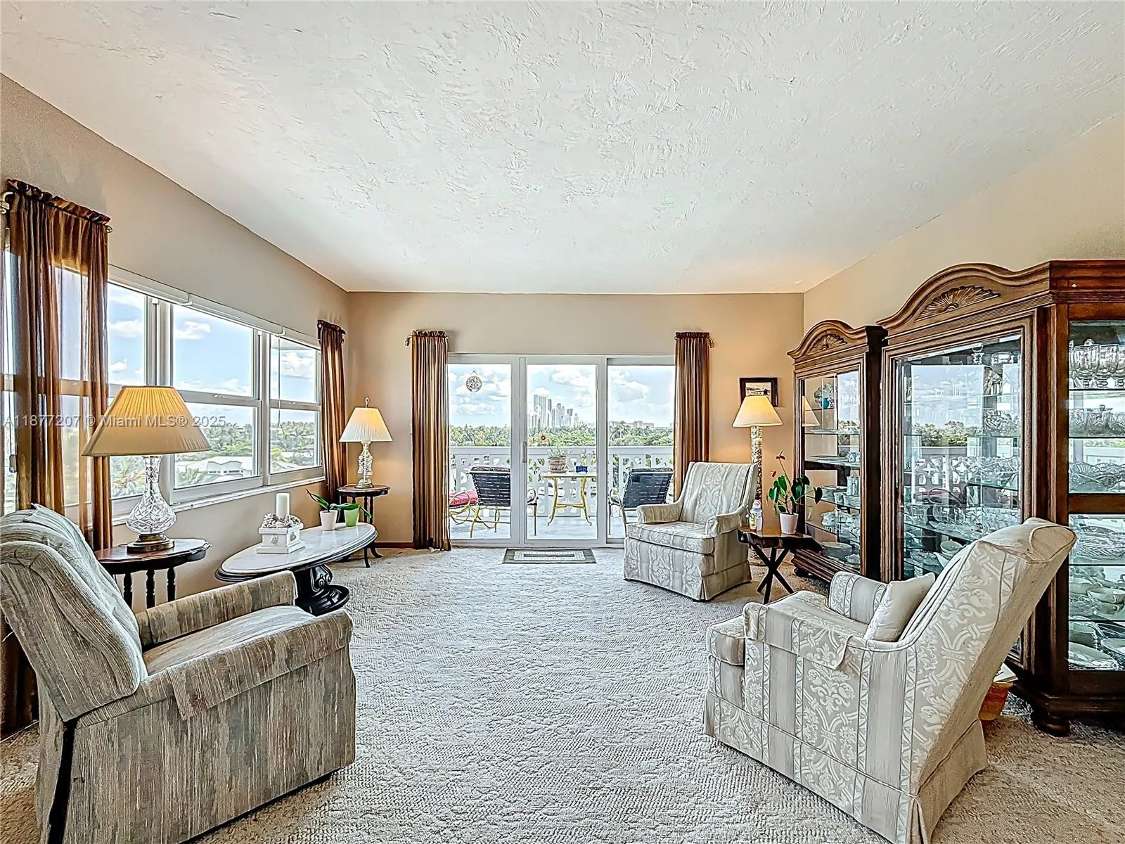 3209 S Ocean Dr, #6O