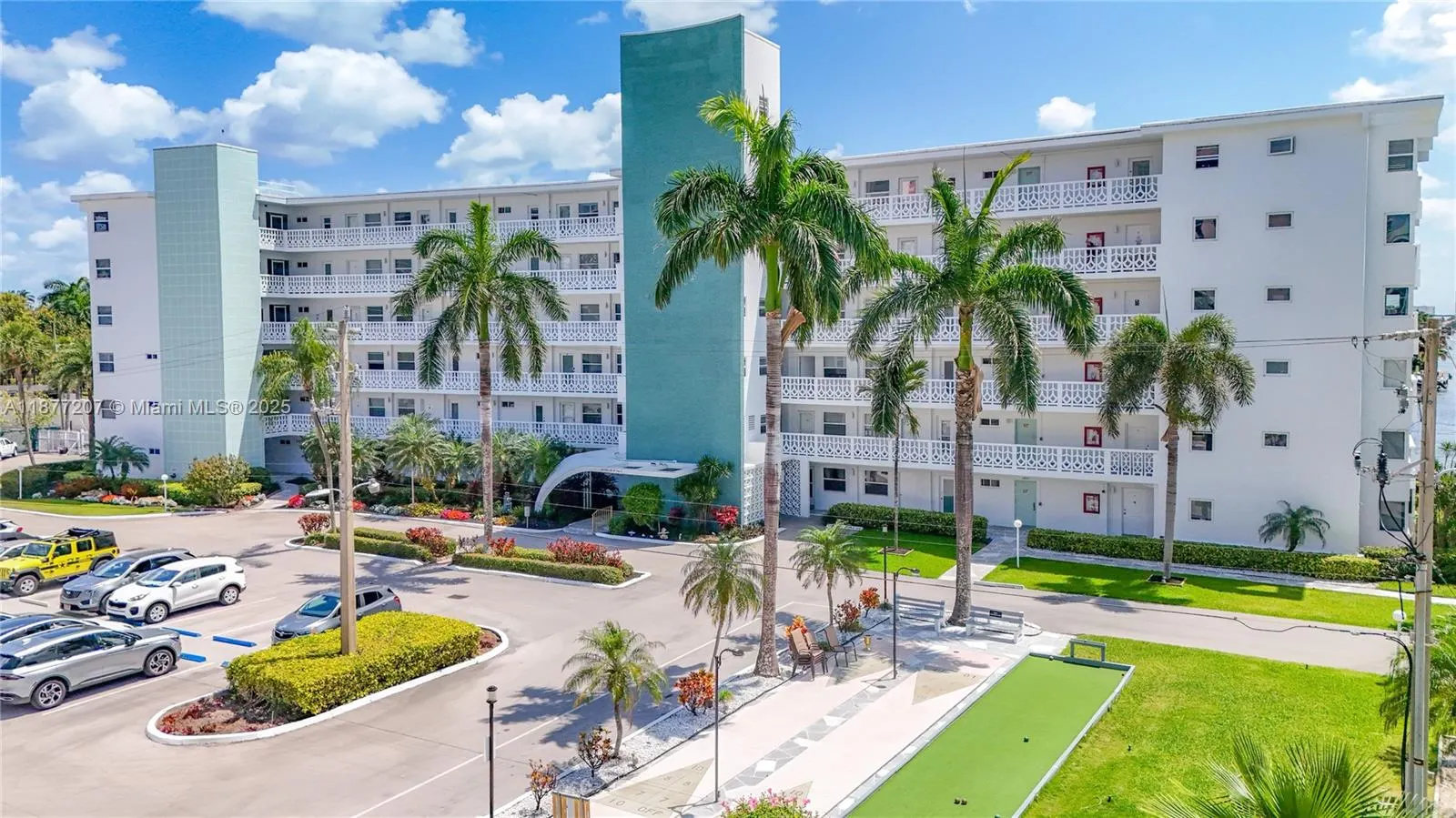 3209 S Ocean Dr, #6O