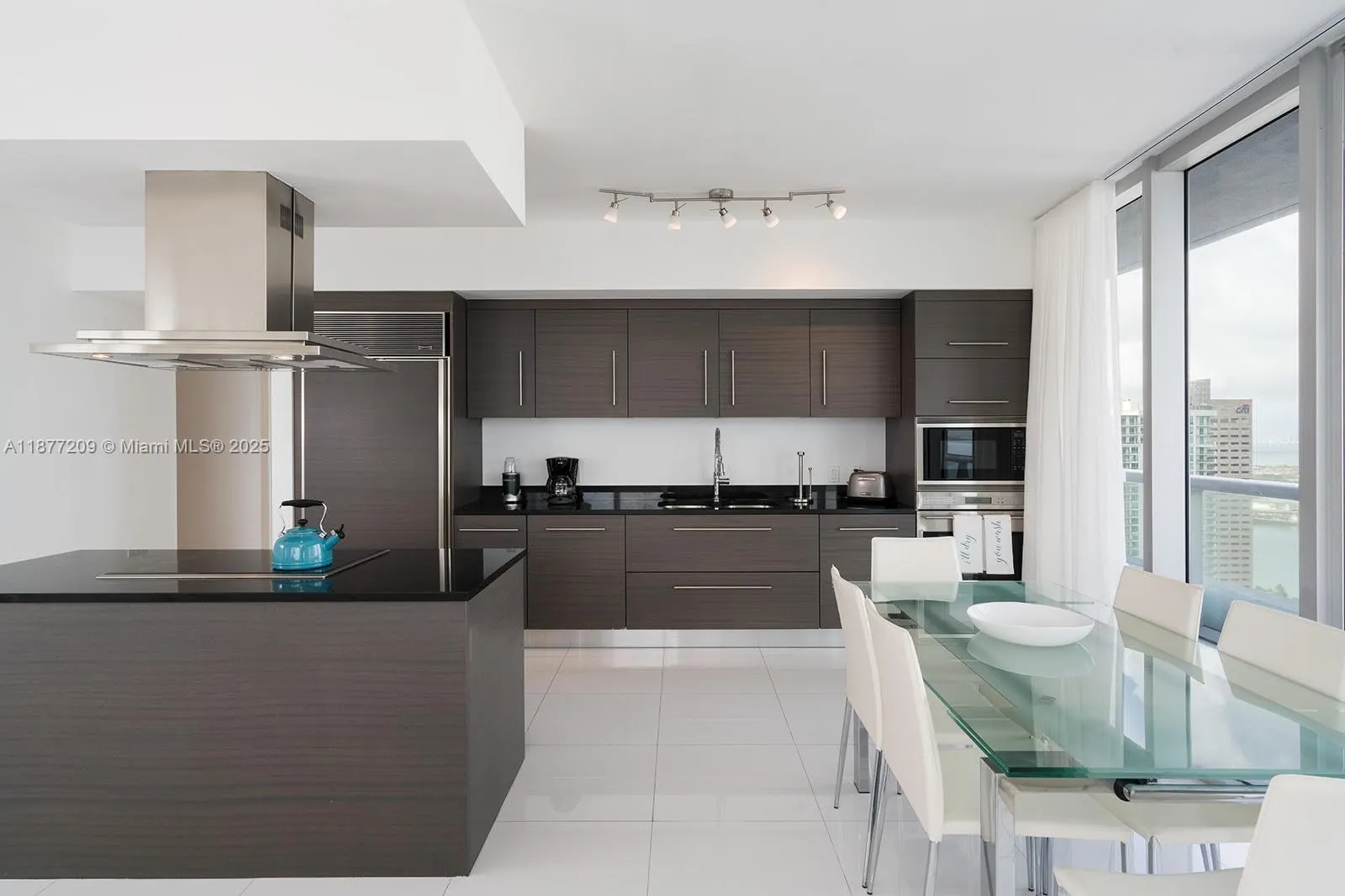 485 Brickell Ave, #4110