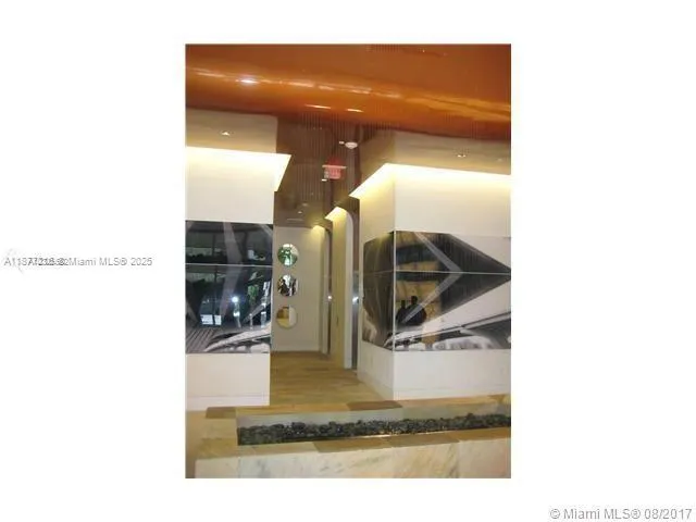 500 Brickell Ave, #2703