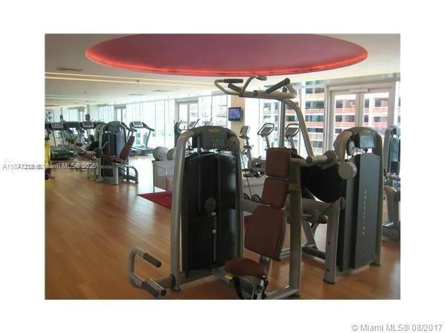 500 Brickell Ave, #2703