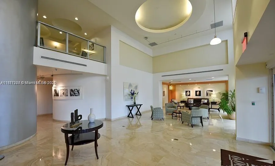 2080 S Ocean Dr, #1507