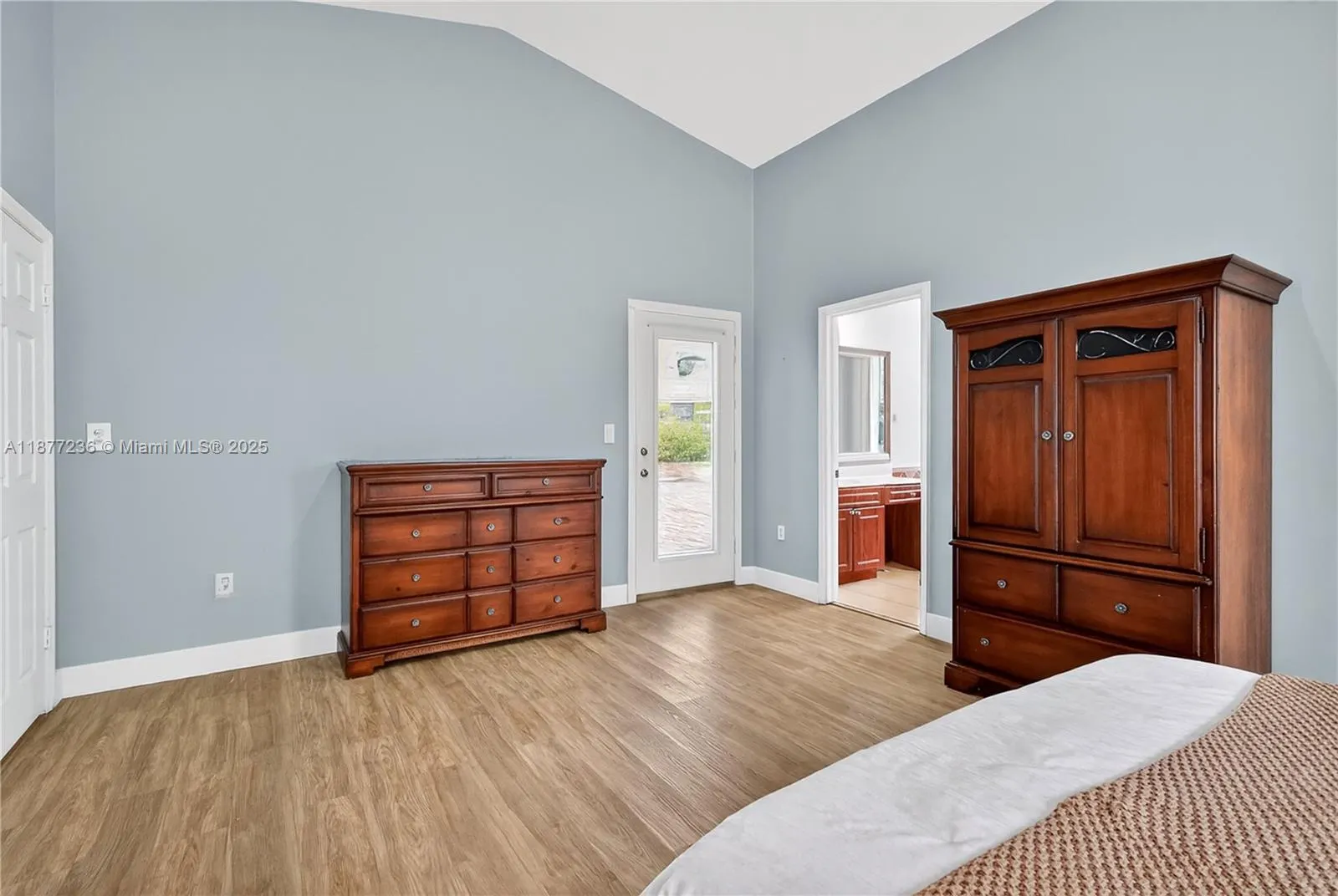 15351 SW 114th Ter
