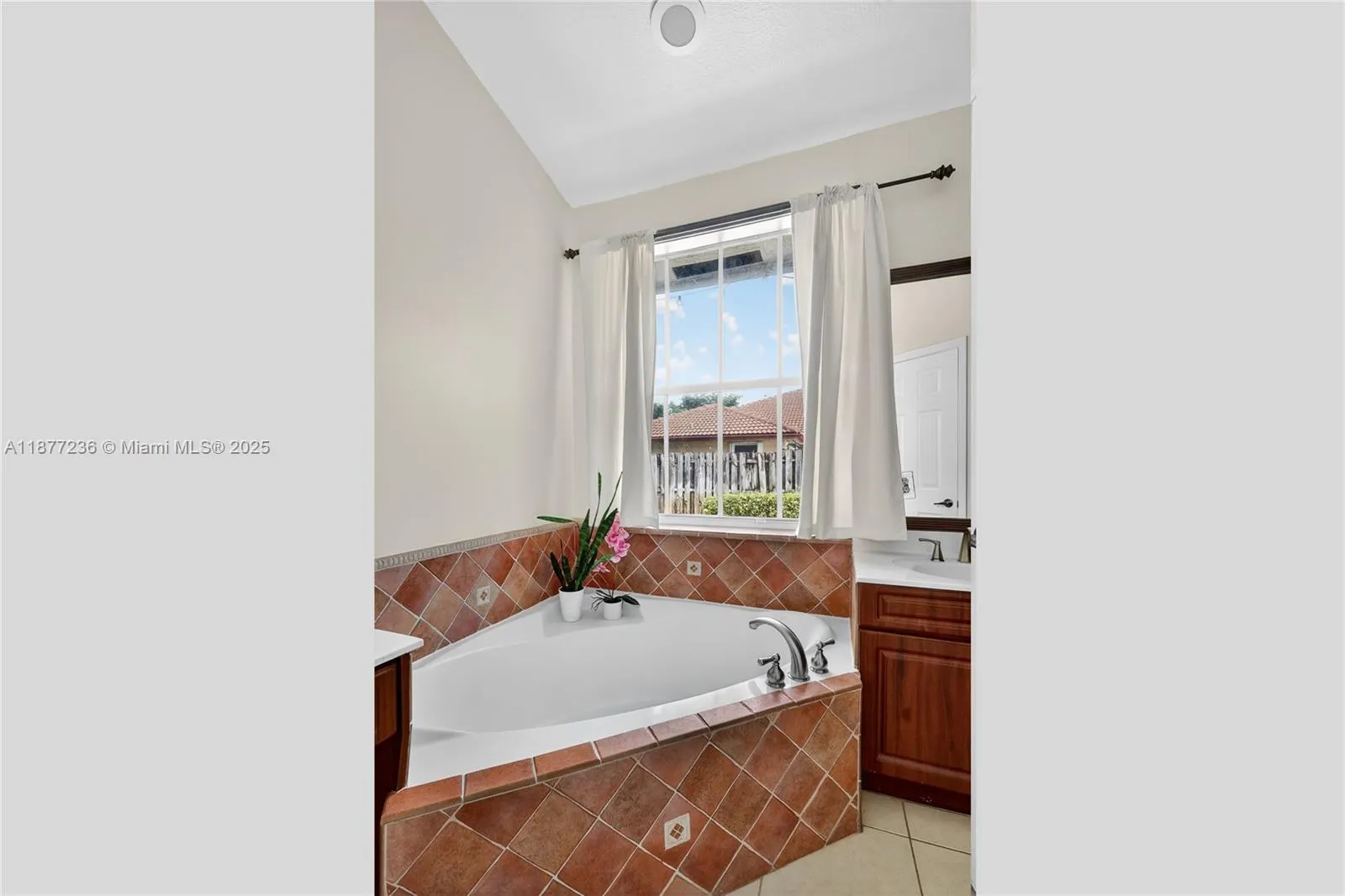15351 SW 114th Ter