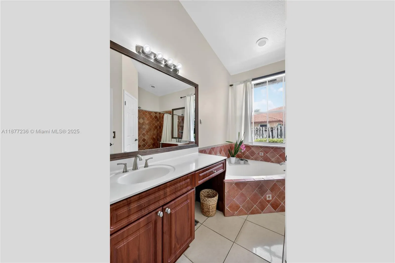 15351 SW 114th Ter