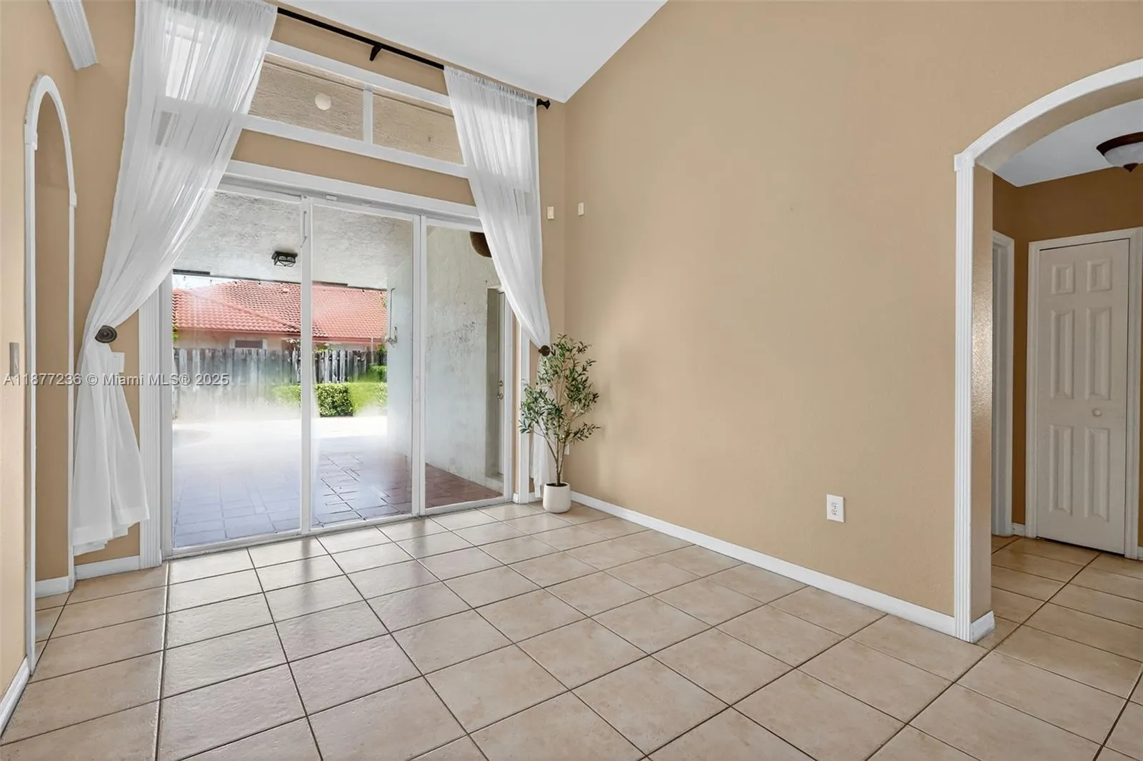 15351 SW 114th Ter