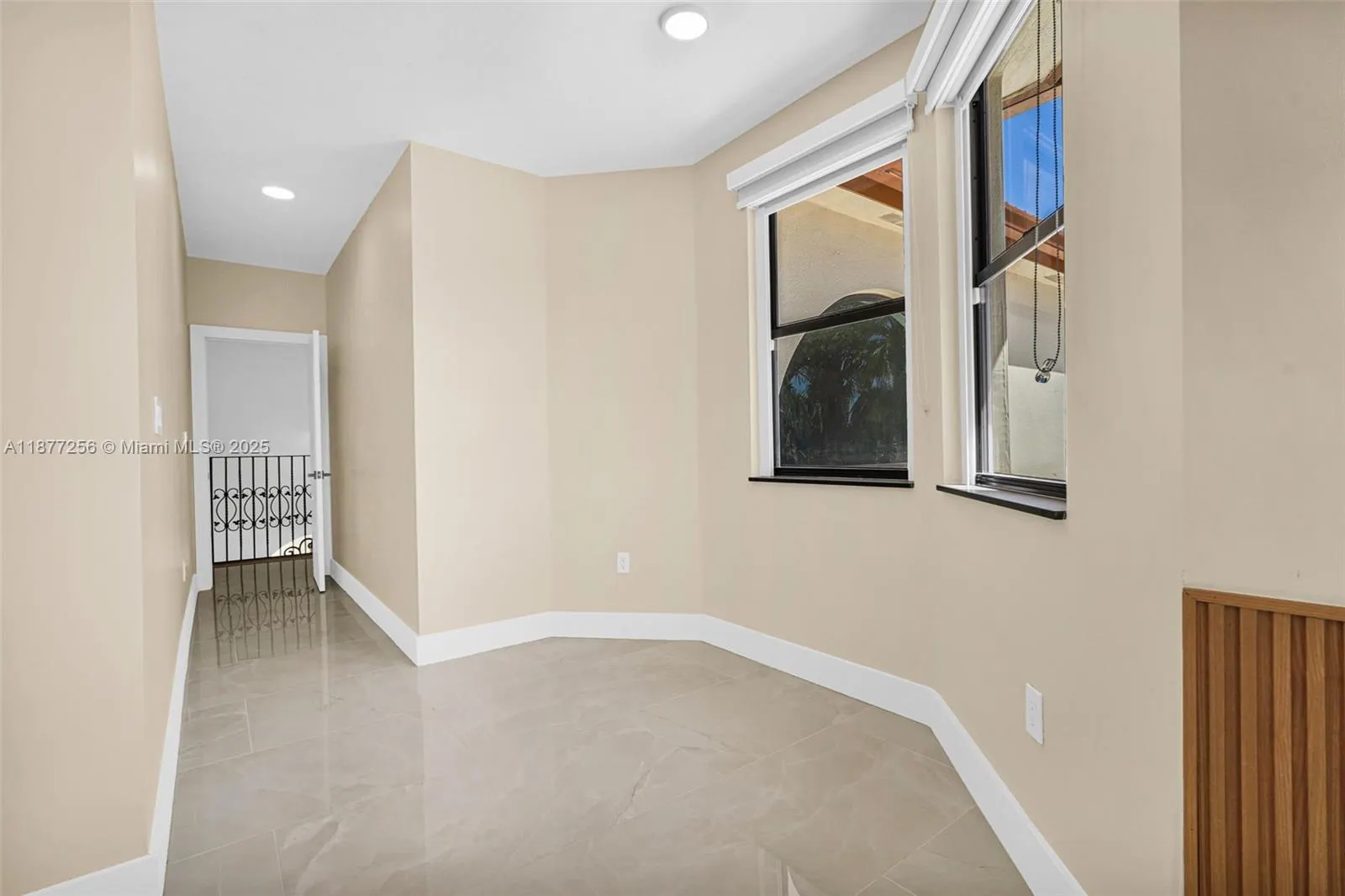 5040 SW 159th Ave