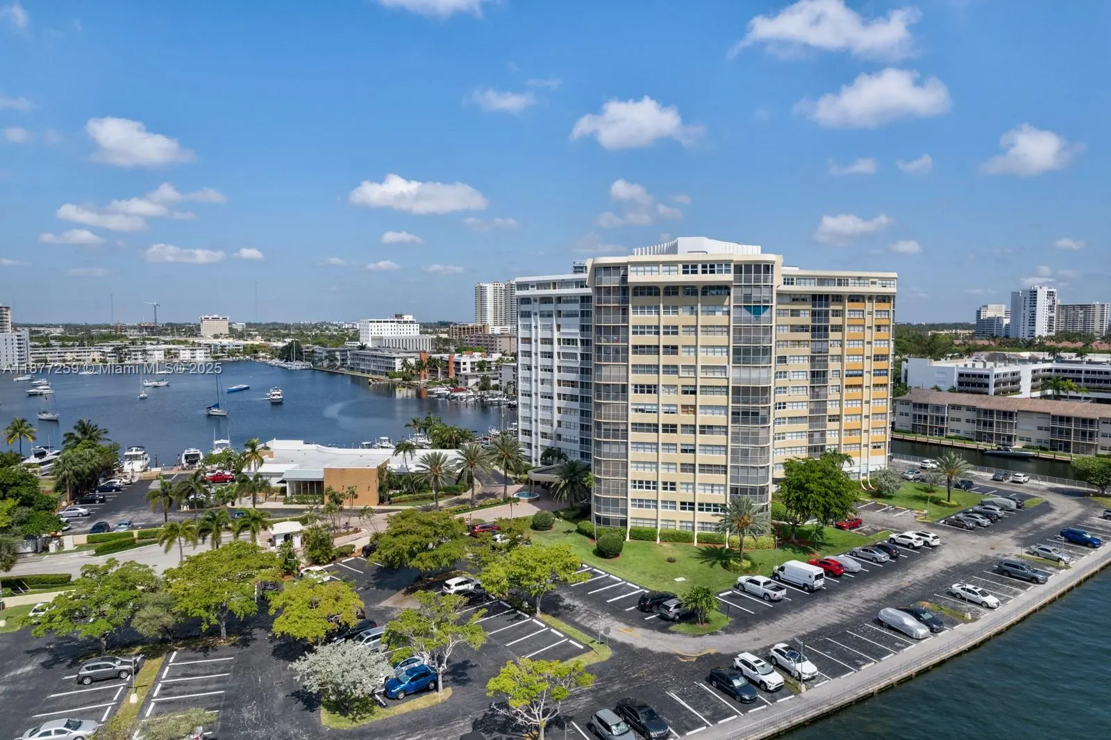 100 Golden Isles Dr, #101