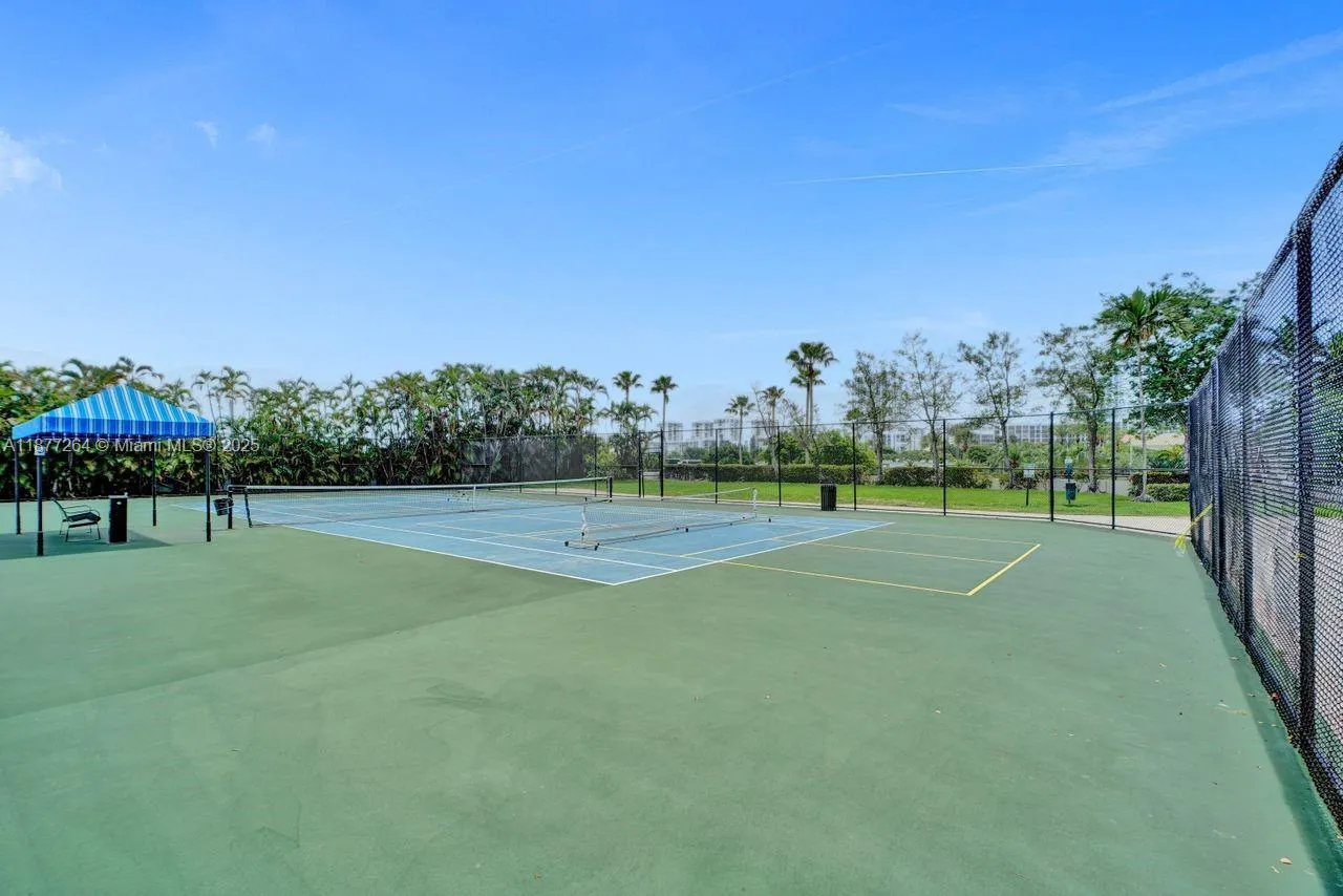 600 Three Islands Blvd, #615