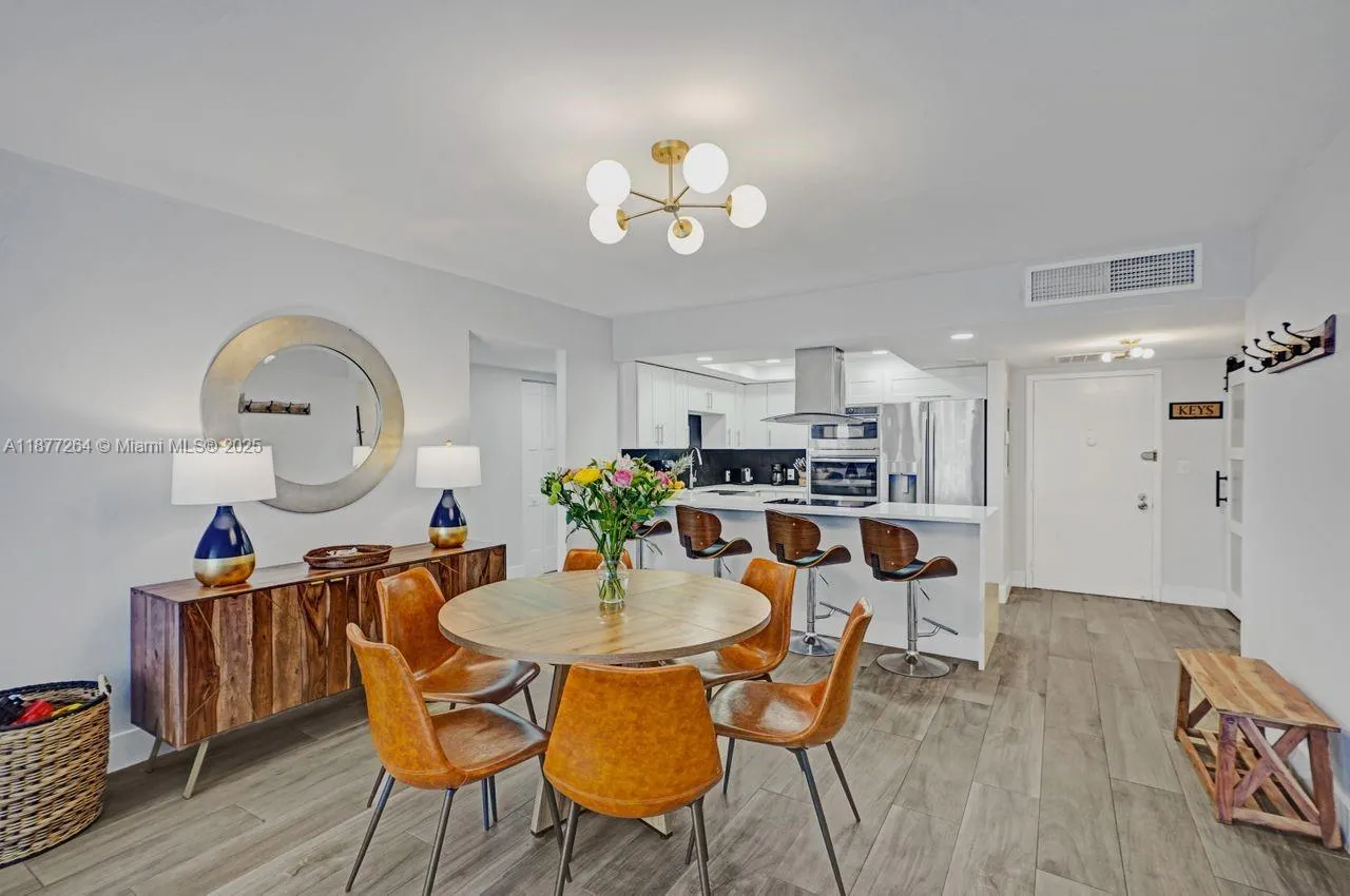 600 Three Islands Blvd, #615