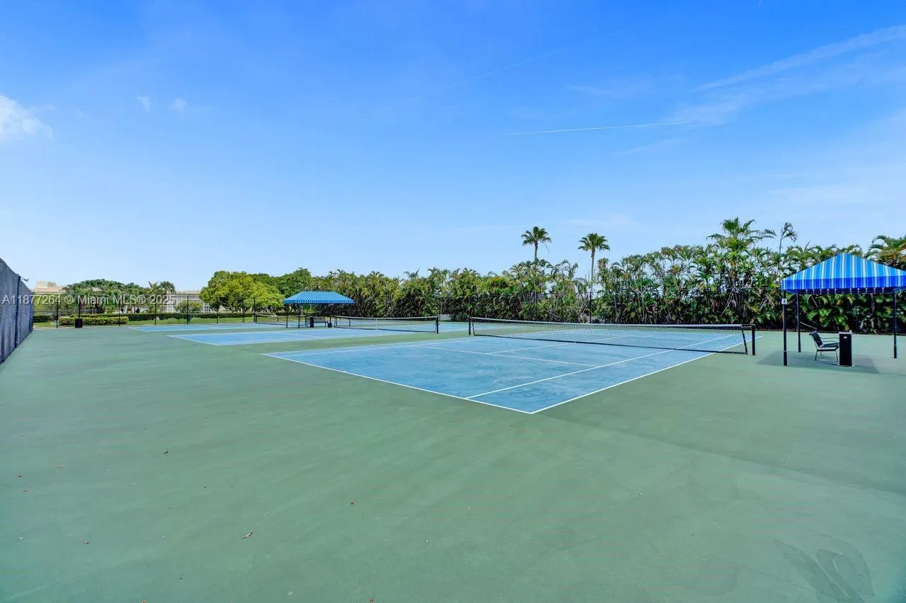 600 Three Islands Blvd, #615