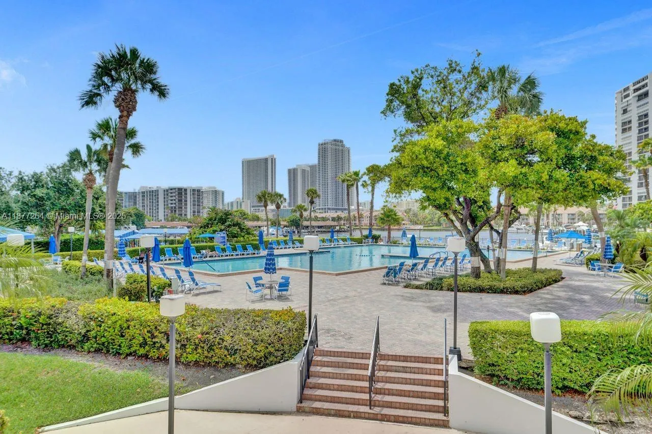 600 Three Islands Blvd, #615