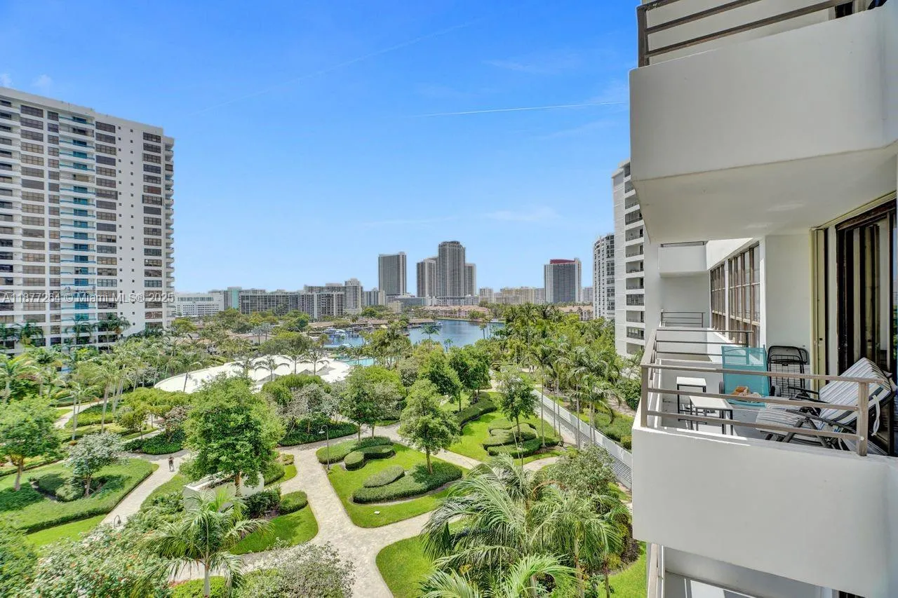 600 Three Islands Blvd, #615