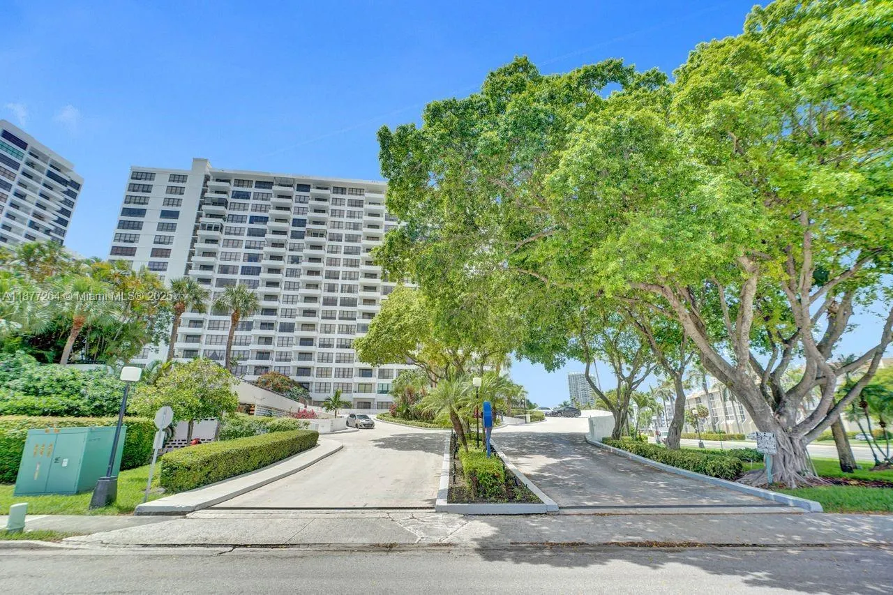 600 Three Islands Blvd, #615