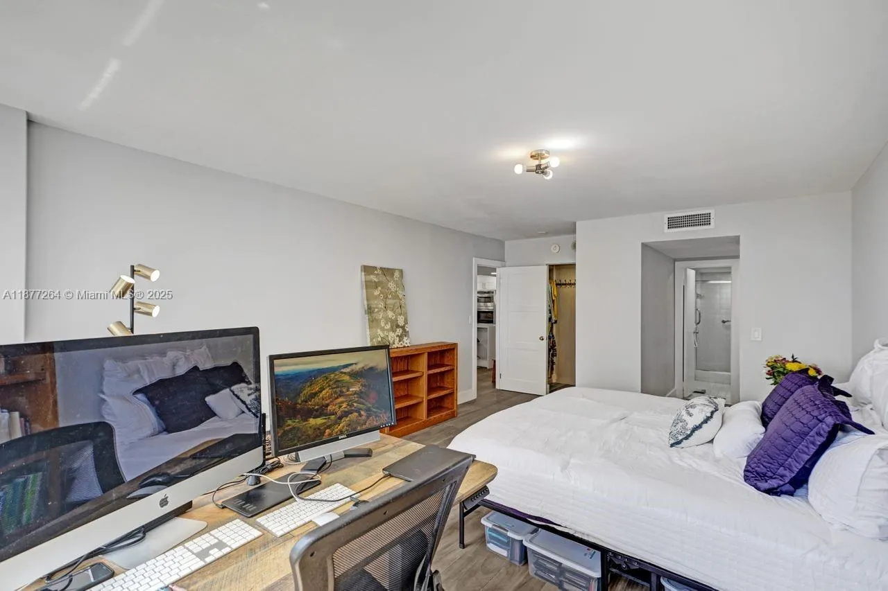 600 Three Islands Blvd, #615