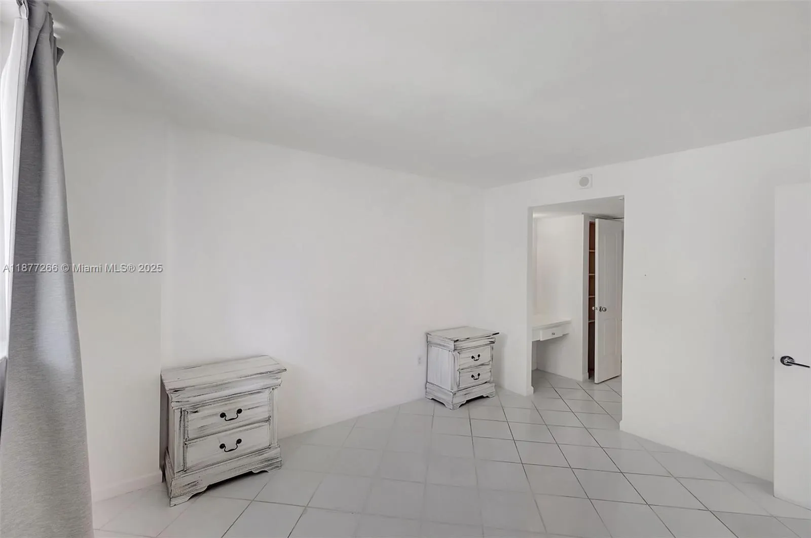 345 Ocean Dr, #407