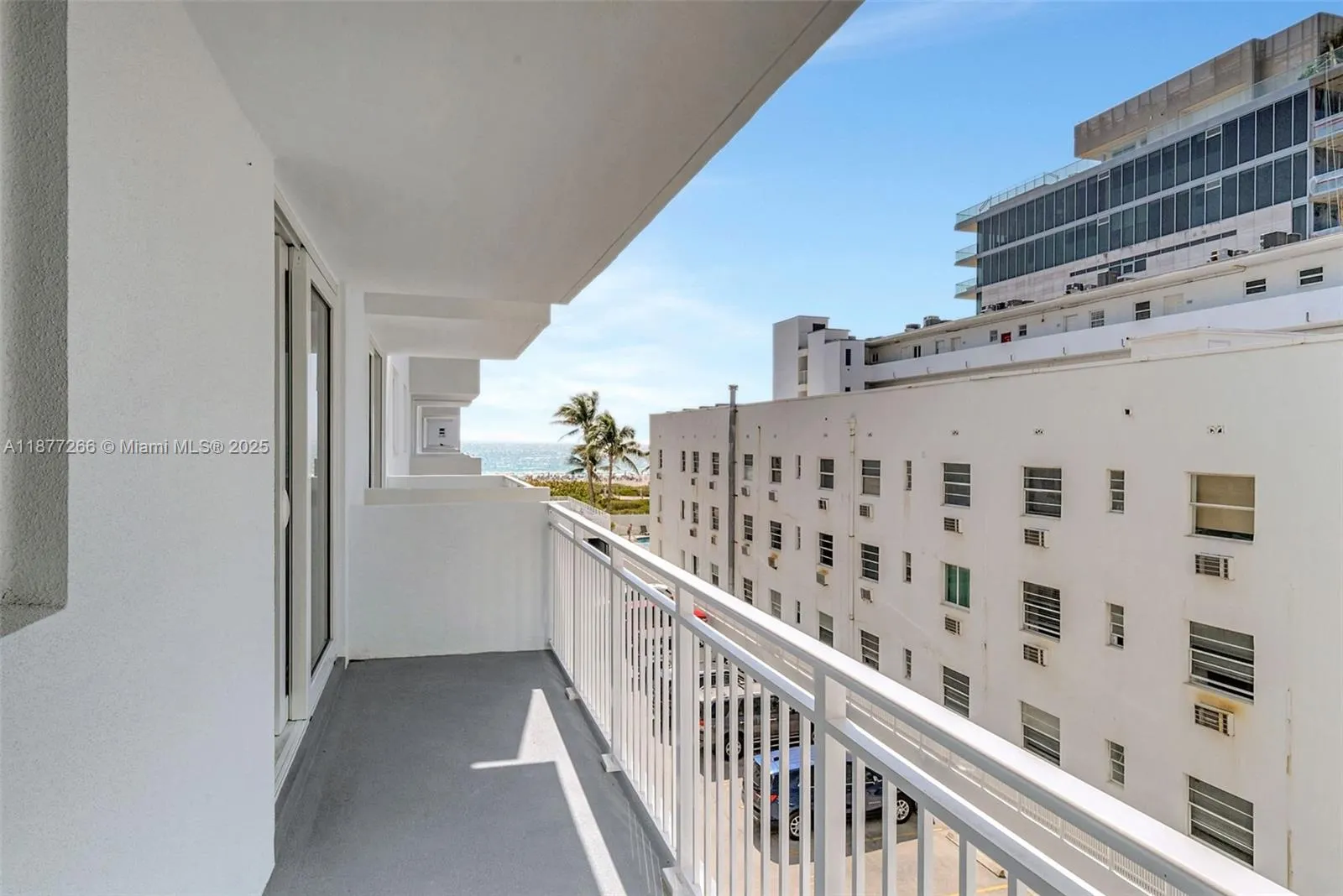 345 Ocean Dr, #407