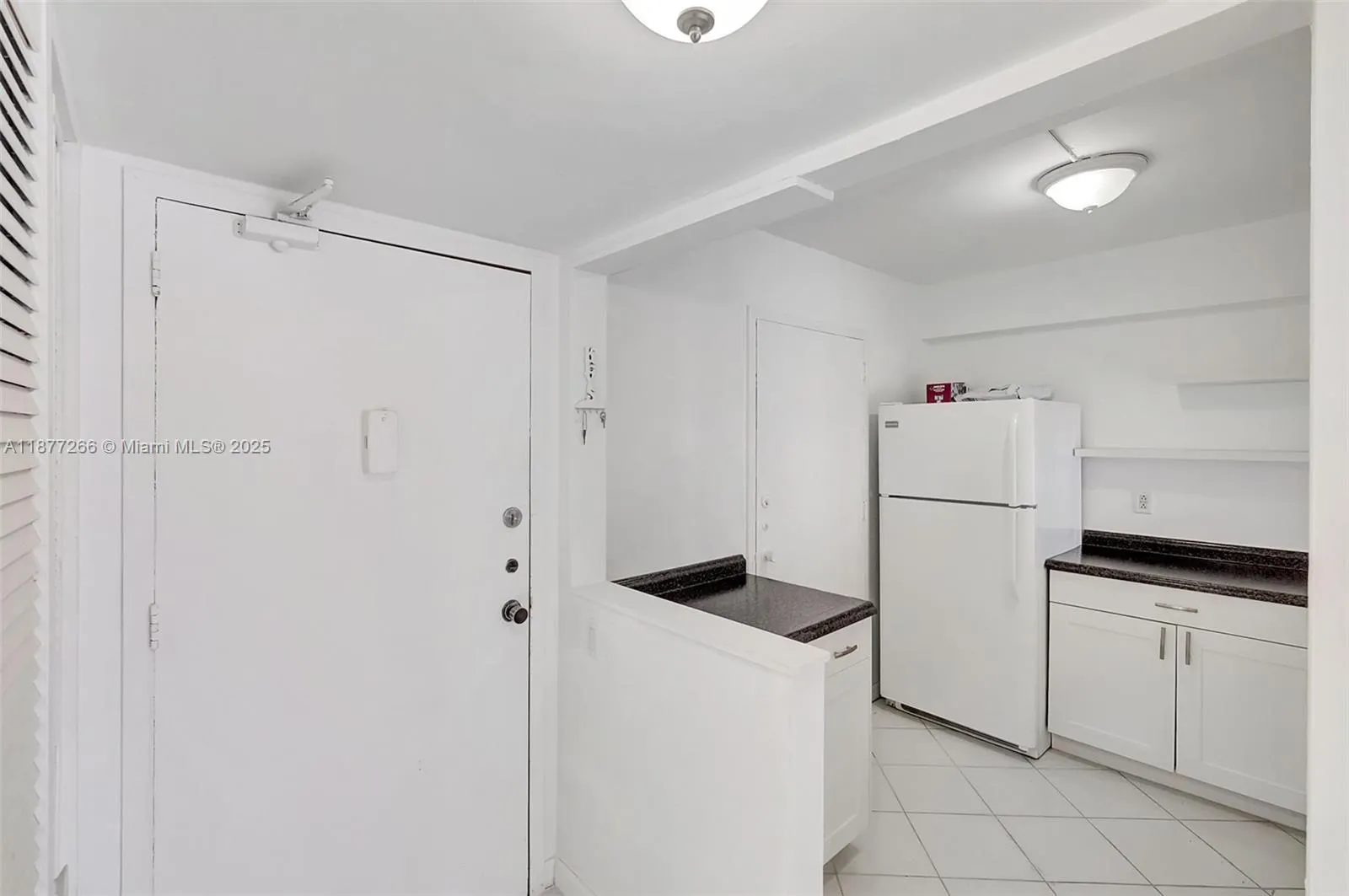 345 Ocean Dr, #407