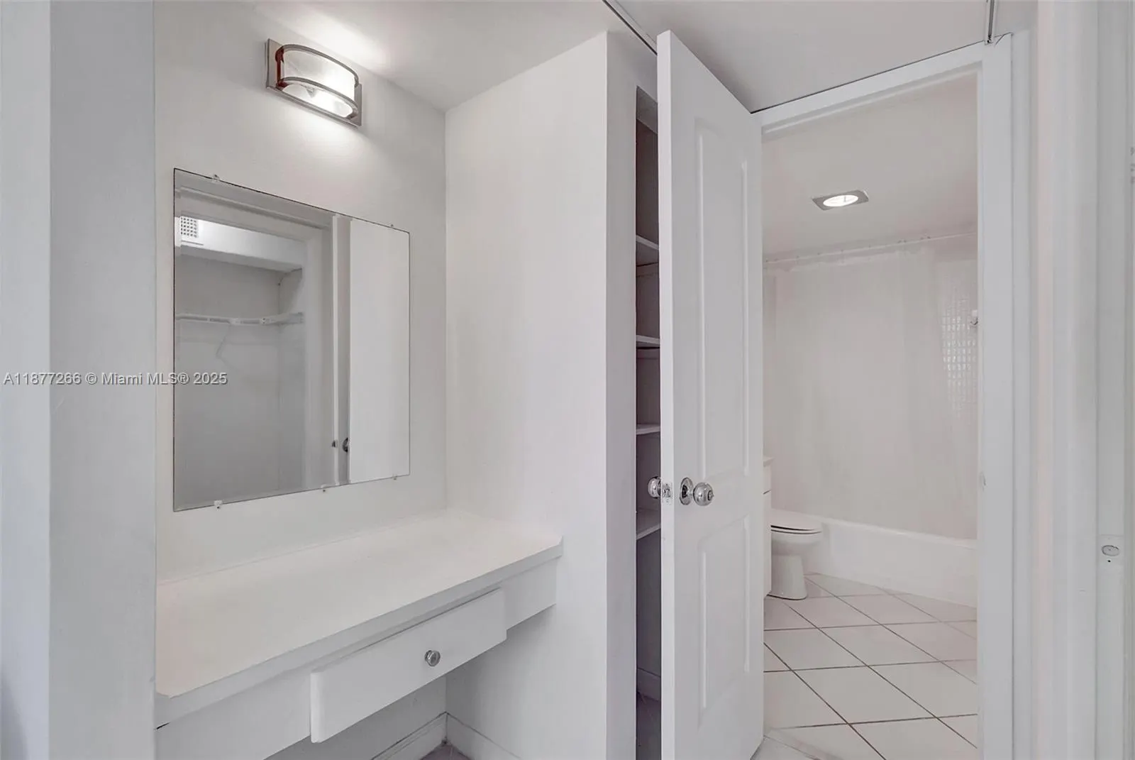 345 Ocean Dr, #407