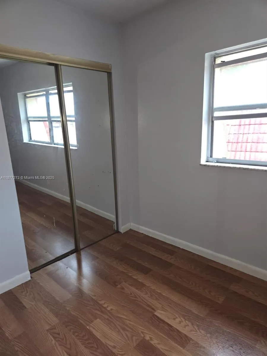5221 NW 27th St, #9C