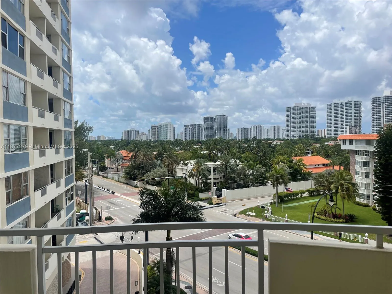 3180 S Ocean Dr, #520