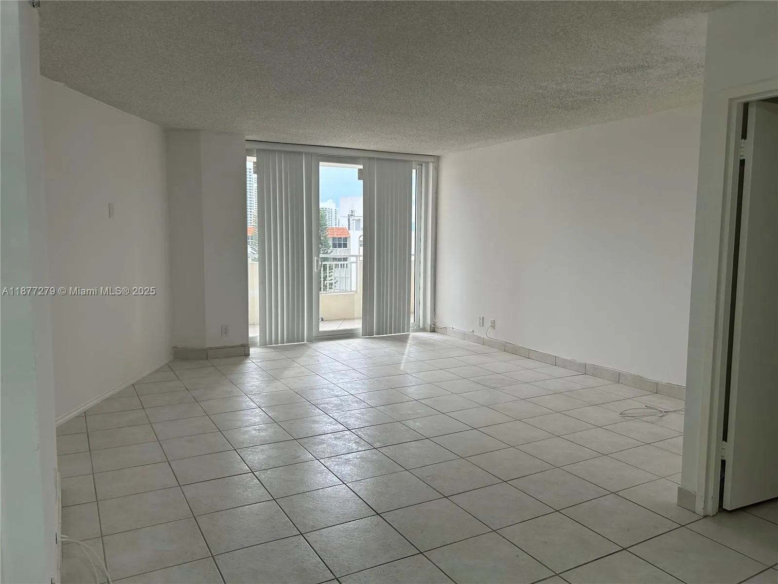 3180 S Ocean Dr, #520