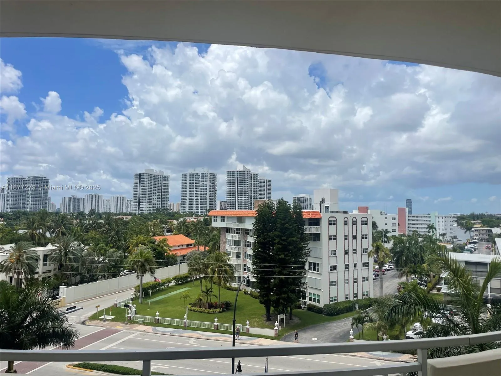 3180 S Ocean Dr, #520
